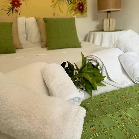 Las Rocas Apartment